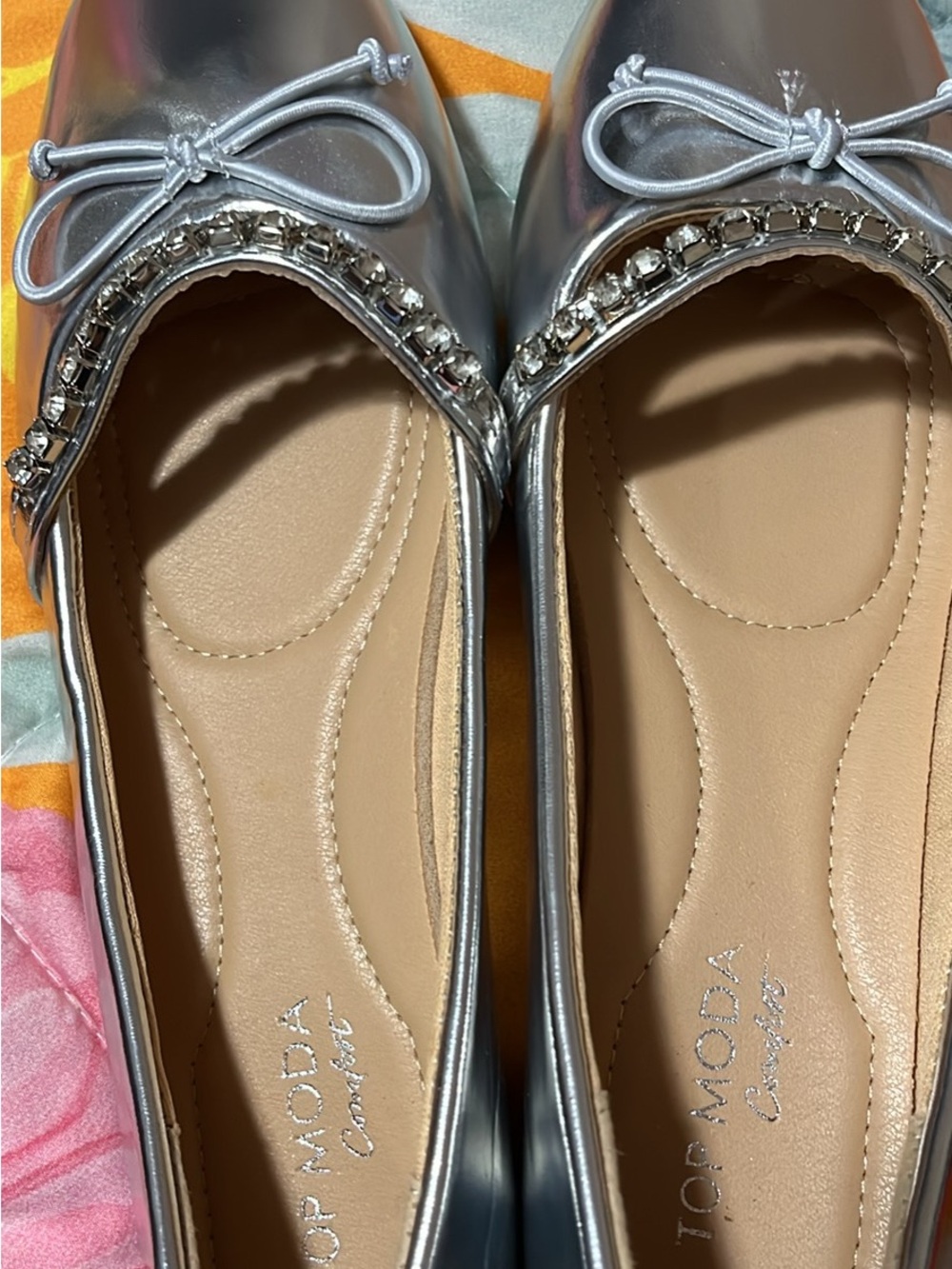 TOP Moda Silver Metallic shoes Flats with Crystal Trim